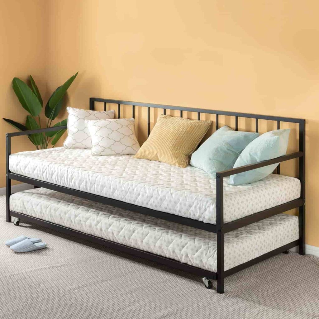 Zinus Eden Metal Daybed with Trundle in black from Amazon listing